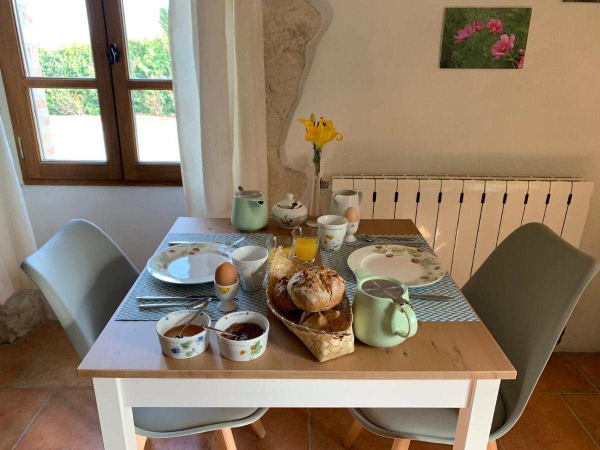 Au Mas De Janita Hotel Cahuzac-sur-Vère Екстериор снимка