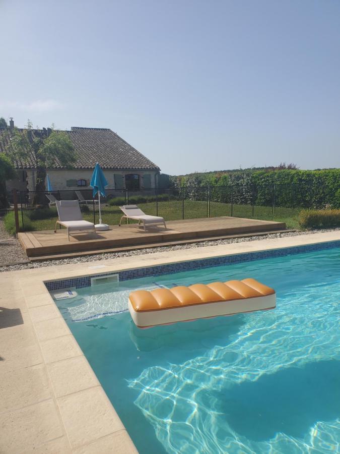 Au Mas De Janita Hotel Cahuzac-sur-Vère Екстериор снимка